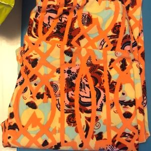 Lularoe one size leggings